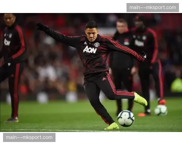 转会传闻：曼联有意在夏季引进门兴格拉德巴赫前锋普莱亚